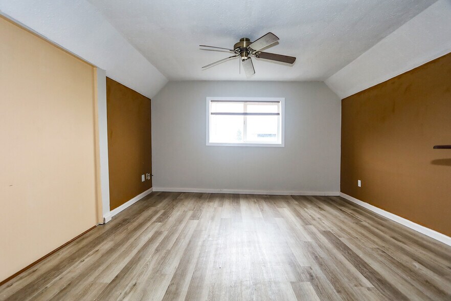 More Photos Of 1111 Chenault Ave, Hoquiam Apartments For Sale