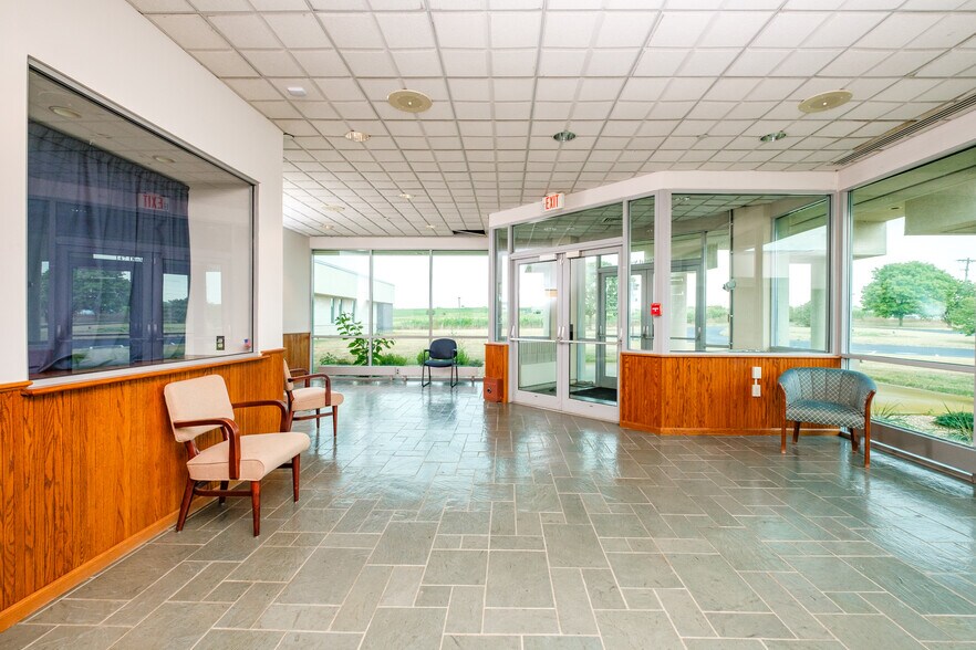 More Photos Of 147 Dinkel Ave, Mount Crawford Medical For Sale