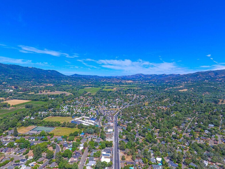 More Photos Of 17977 Sonoma Hwy, Sonoma Office For Lease