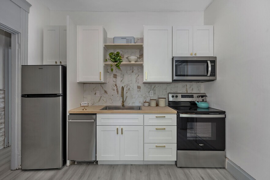 More Photos Of 4431 Allison St, Norwood Apartments For Sale