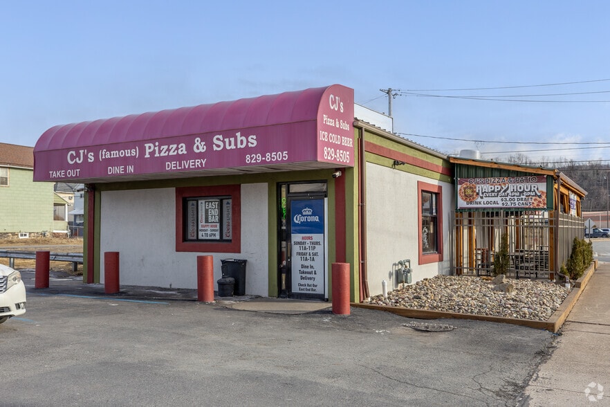 Primary Photo Of 54 Spring St, Wilkes Barre Restaurant For Sale