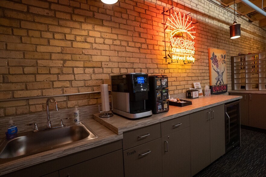 More Photos Of 333 N Washington Ave, Minneapolis Loft Creative Space For Lease