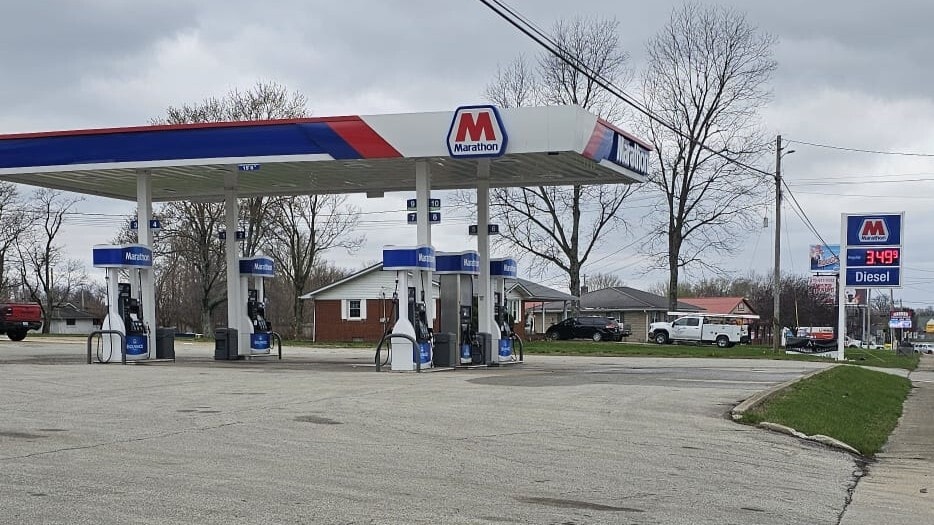 More Photos Of 3008e US-60, Harned General Retail For Sale