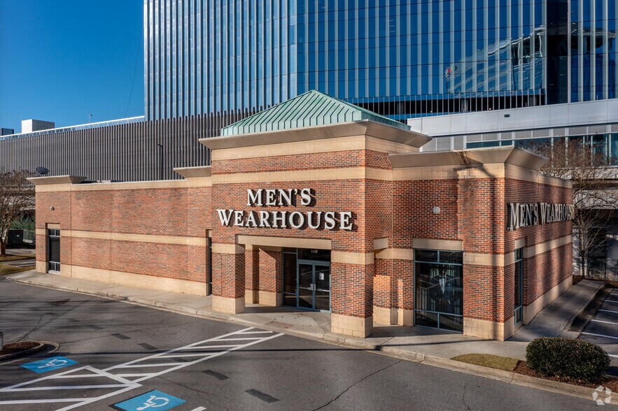 More Photos Of 1121-1201 Hammond Dr, Atlanta Unknown For Lease