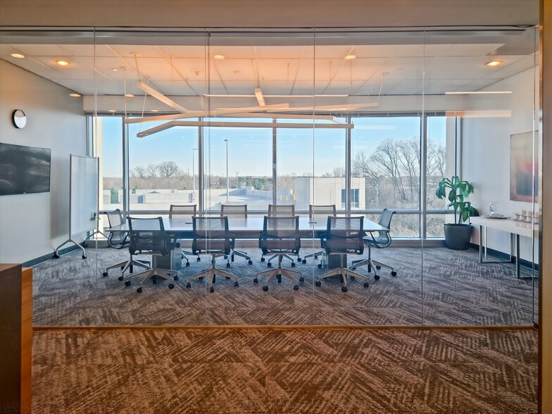 More Photos Of 9711 Washingtonian Blvd, Gaithersburg Coworking Space