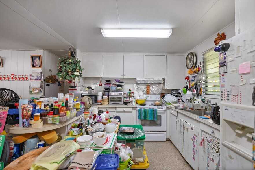 More Photos Of 2606 Nahaku Pl, Honolulu Multifamily For Sale
