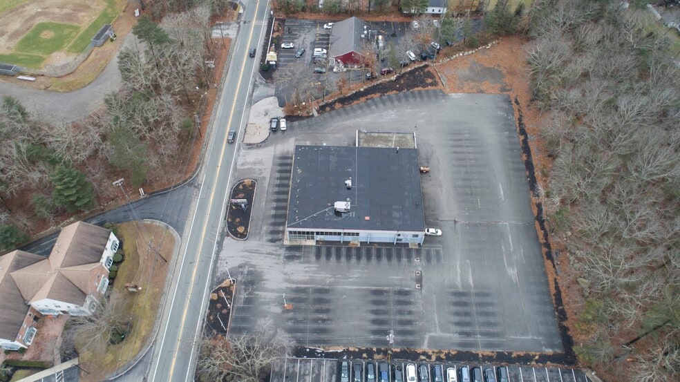 More Photos Of 32 Schoosett St, Pembroke Auto Dealership For Sale