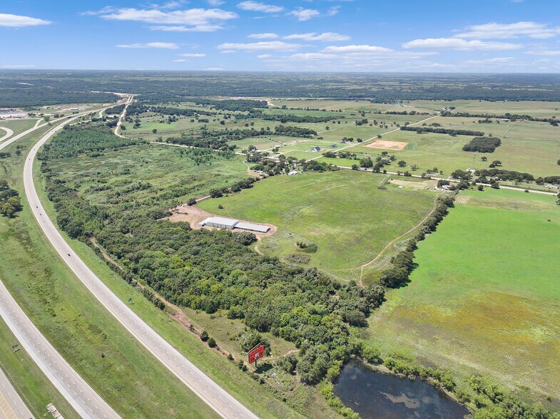 More Photos Of US-77, Thackerville Land For Sale