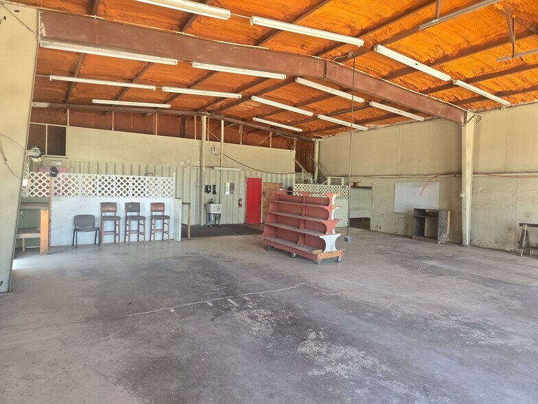 More Photos Of 2791 W State Highway 29, Burnet Industrial For Lease