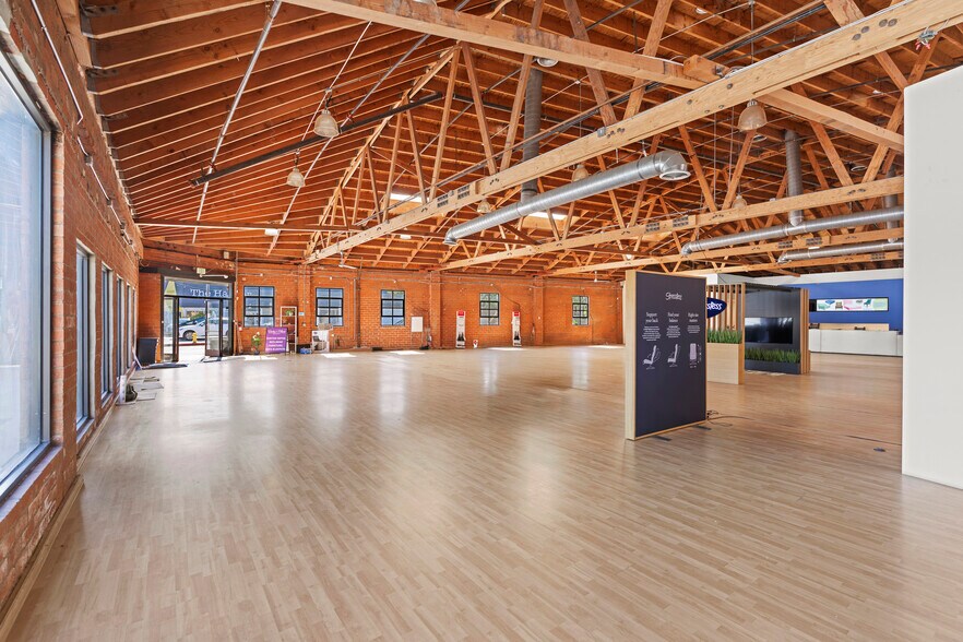 More Photos Of 2314-2316 Lincoln Blvd, Santa Monica Storefront For Lease