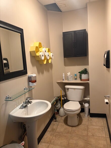 More Photos Of 2055 S Main St, Akron Office For Lease