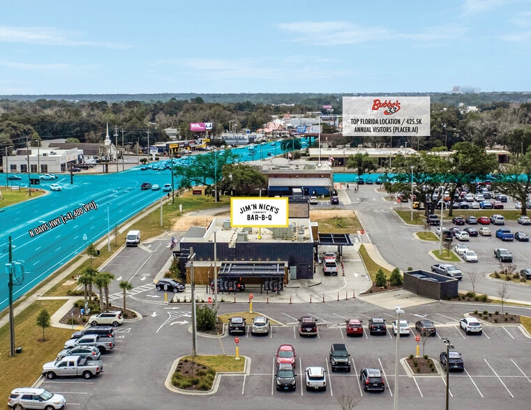 More Photos Of 7011 N Davis Hwy, Pensacola Restaurant For Sale