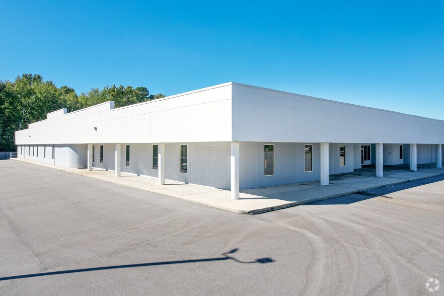 More Photos Of 8085 Rivers Ave, North Charleston Office For Lease