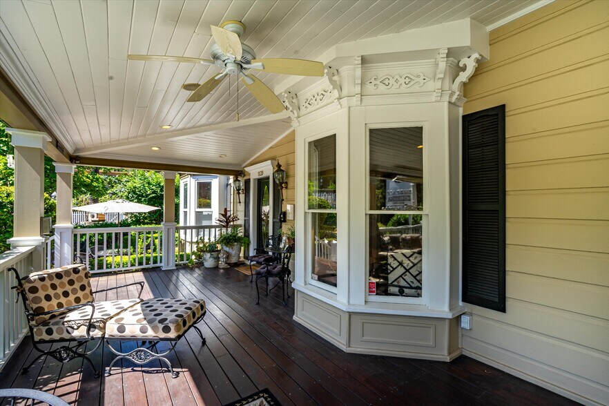 More Photos Of 1139 Lincoln Ave, Calistoga Hospitality For Sale