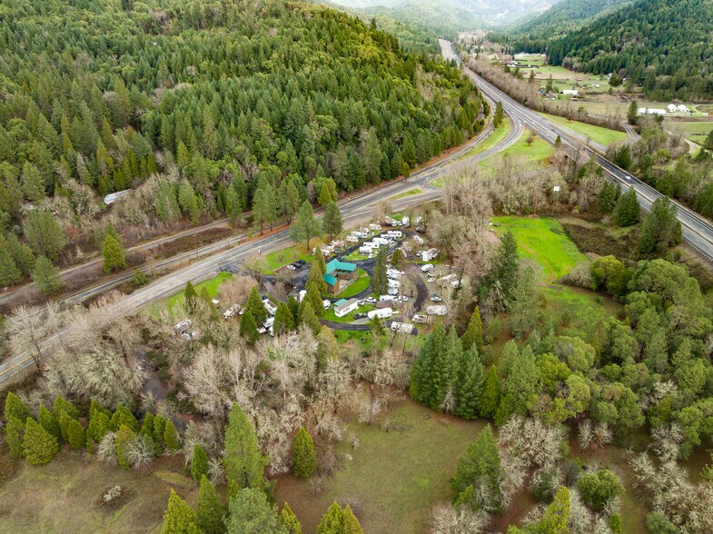 More Photos Of 999 Old Highway 99, Wolf Creek Specialty For Sale