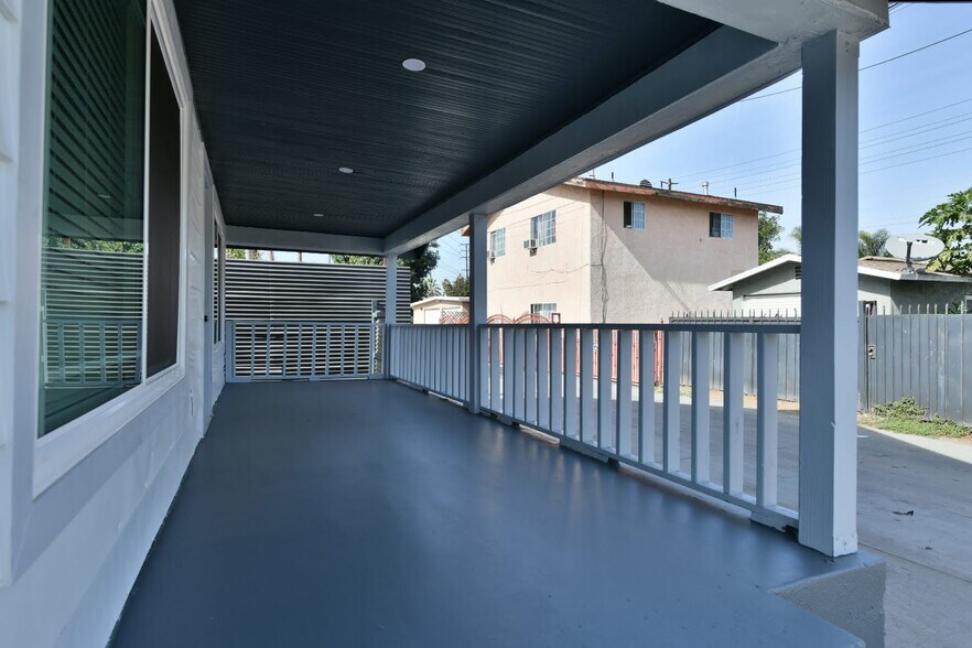 More Photos Of 6221 Corona Ave, Bell Apartments For Sale