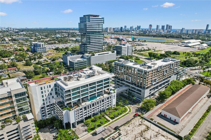 More Photos Of 2820 NE 214th St, Aventura Loft Creative Space For Sale
