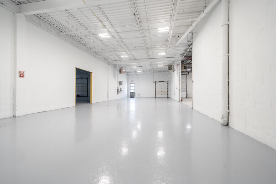 More Photos Of 50-70 Novopharm Ct, Toronto Warehouse For Sale