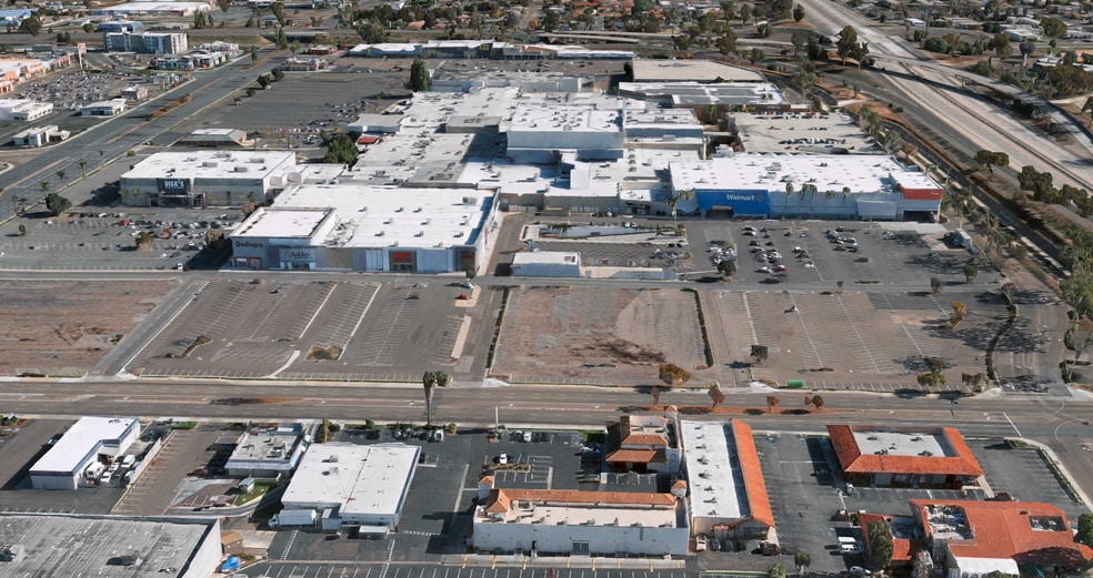 More Photos Of 790 N Johnson Ave, El Cajon Freestanding For Sale