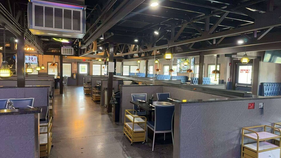 More Photos Of 1590 Pleasant Hill Rd, Duluth Restaurant For Lease