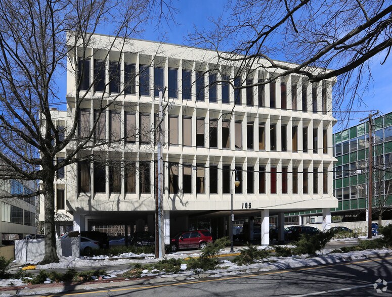 More Photos Of 185 Great Neck Rd, Great Neck Office For Lease