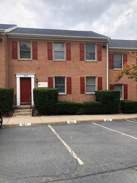 More Photos Of 891-899 Harrison St SE, Leesburg Office For Sale