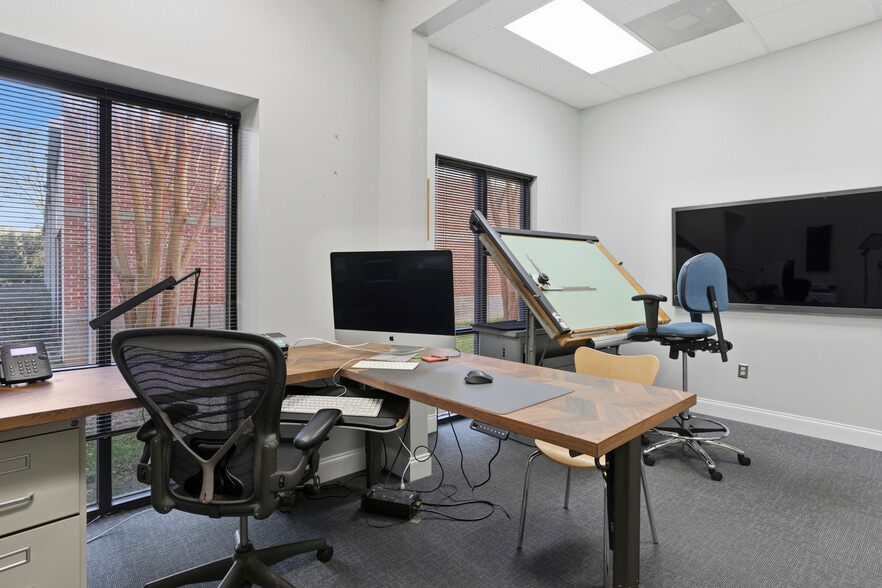 More Photos Of 206 Park Ct, Ridgeland Flex For Sale