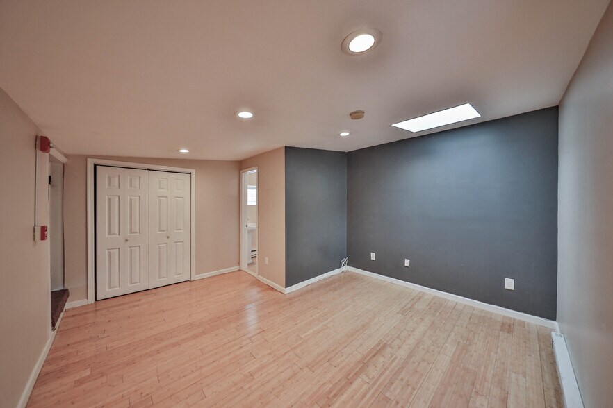 More Photos Of 153-155 Northampton St, Easton Apartments For Sale