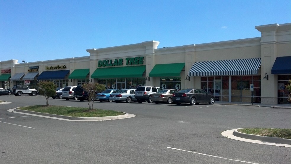 More Photos Of 10-150 Old Fair Grounds Way, Kilmarnock Storefront For Lease