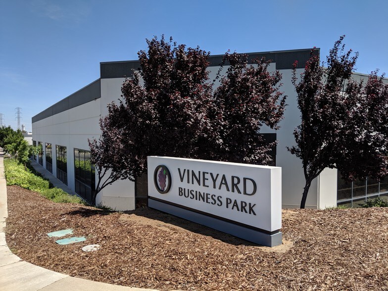 More Photos Of 1773-1793 Vineyard Dr, Antioch Research And Development For Lease