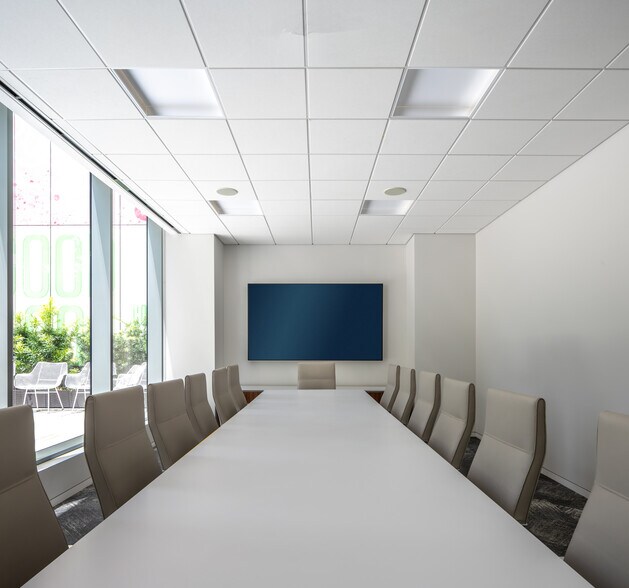 More Photos Of 1200 Smith St, Houston Office For Lease