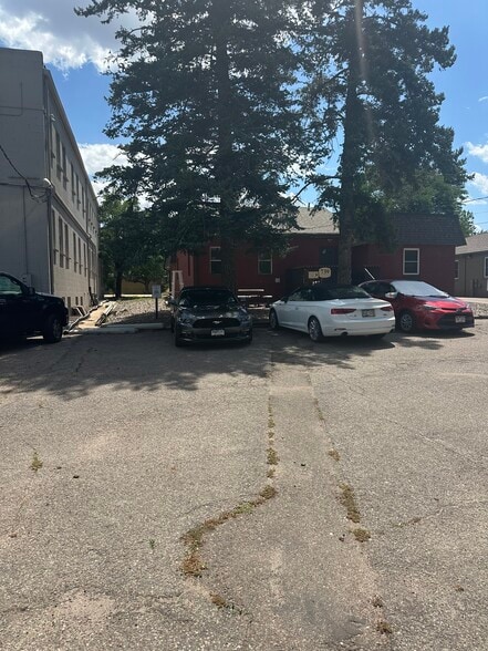 More Photos Of 739 W Littleton Blvd, Littleton Office For Sale