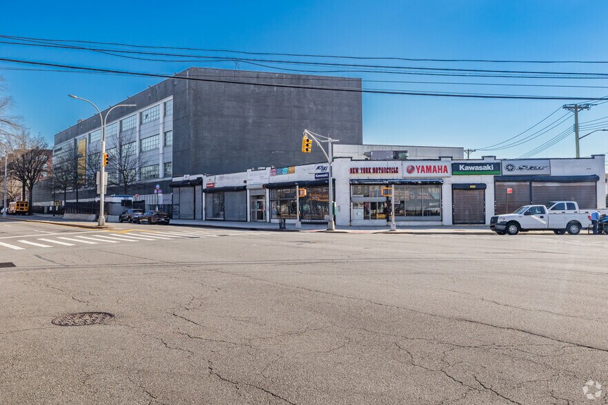 More Photos Of 22202 Jamaica Ave, Queens Village Auto Dealership For Sale