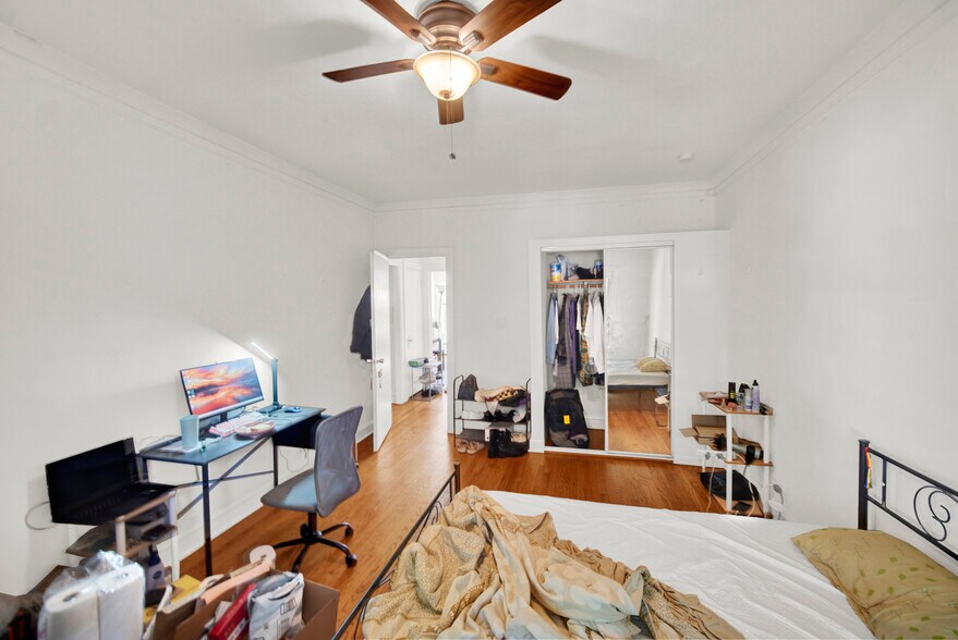 More Photos Of 1024 Noyes St, Evanston Apartments For Sale