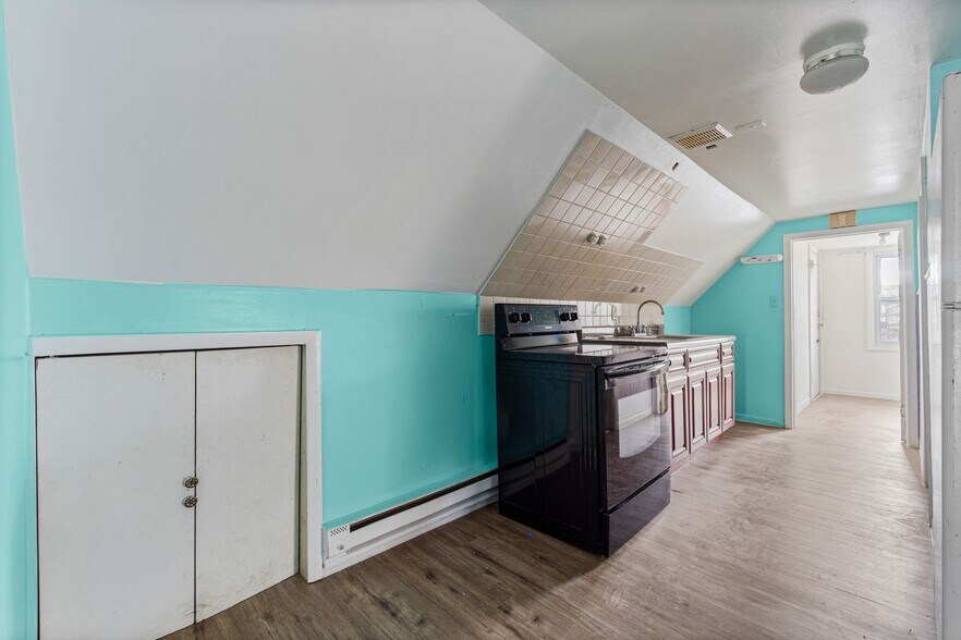 More Photos Of 109 Orchard St, Elizabeth Multifamily For Sale