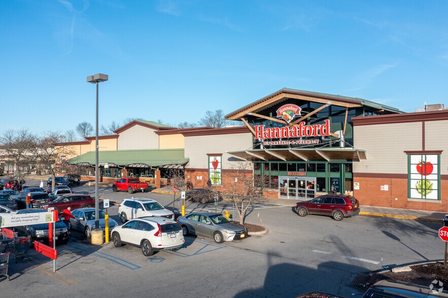 Primary Photo Of 1488-1490 Route 9, Wappingers Falls Coworking Space