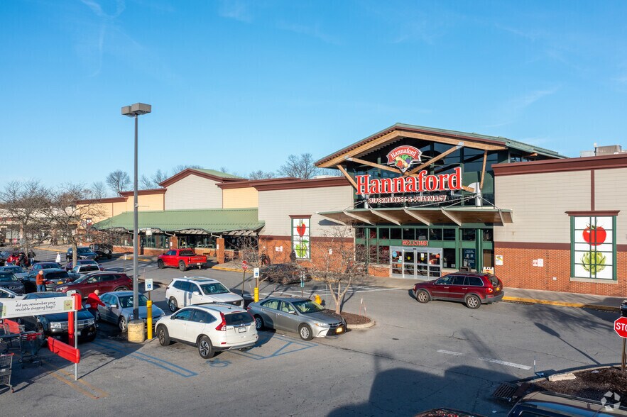 More Photos Of 1488-1506 Route 9, Wappingers Falls Unknown For Lease