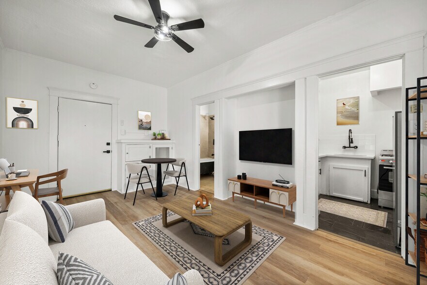 More Photos Of 623 E Broadway, Long Beach Apartments For Sale