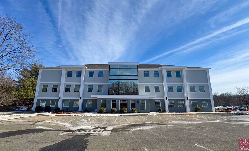 Primary Photo Of 80 Shunpike Rd, Cromwell Medical For Lease