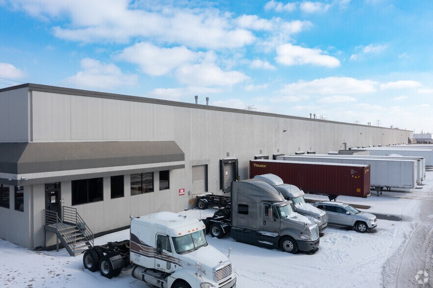 More Photos Of 9756 International Blvd, Cincinnati Warehouse For Lease