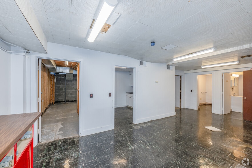 More Photos Of 818 Washington St, Holliston Bank For Sale