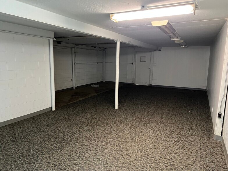 More Photos Of 414 3rd ave, Dalton Industrial For Sale