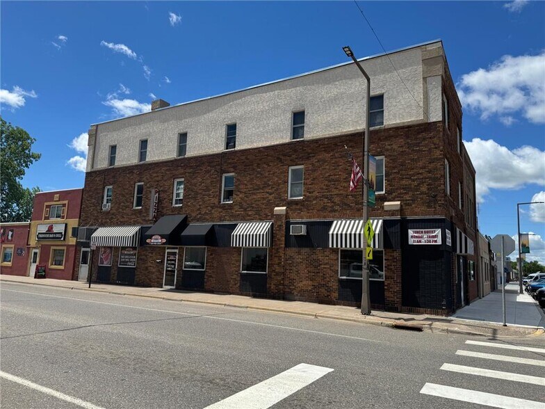 More Photos Of 110 Central Ave S, Milaca Restaurant For Lease