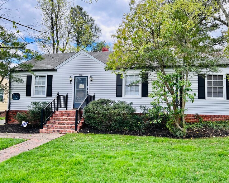 More Photos Of 6403 Mallory Dr, Richmond Office For Sale