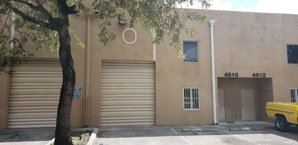 More Photos Of 4616 NW 133rd St, Opa Locka Warehouse For Sale