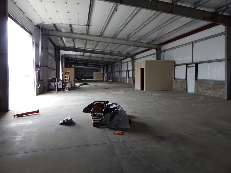 More Photos Of 1505 Green Siding Rd, Roseburg Warehouse For Lease