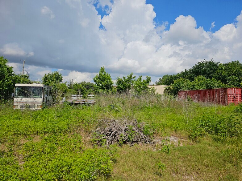More Photos Of 6007 Van Zandt St, Houston Land For Lease