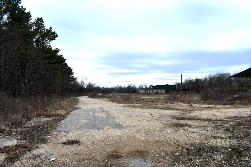 More Photos Of 4040 Northern Blvd, Montgomery Office For Lease