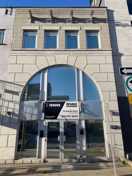 Primary Photo Of 1583 Rue Saint-Hubert, Montréal Medical For Sale