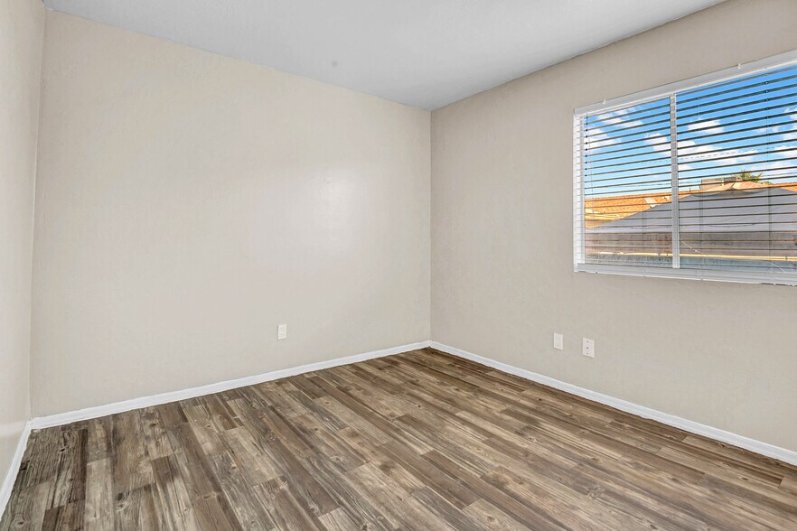 More Photos Of 1253 W Pierce St, Phoenix Multifamily For Sale